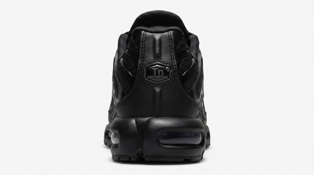Tênis Nike Air Max TN Triple Black
