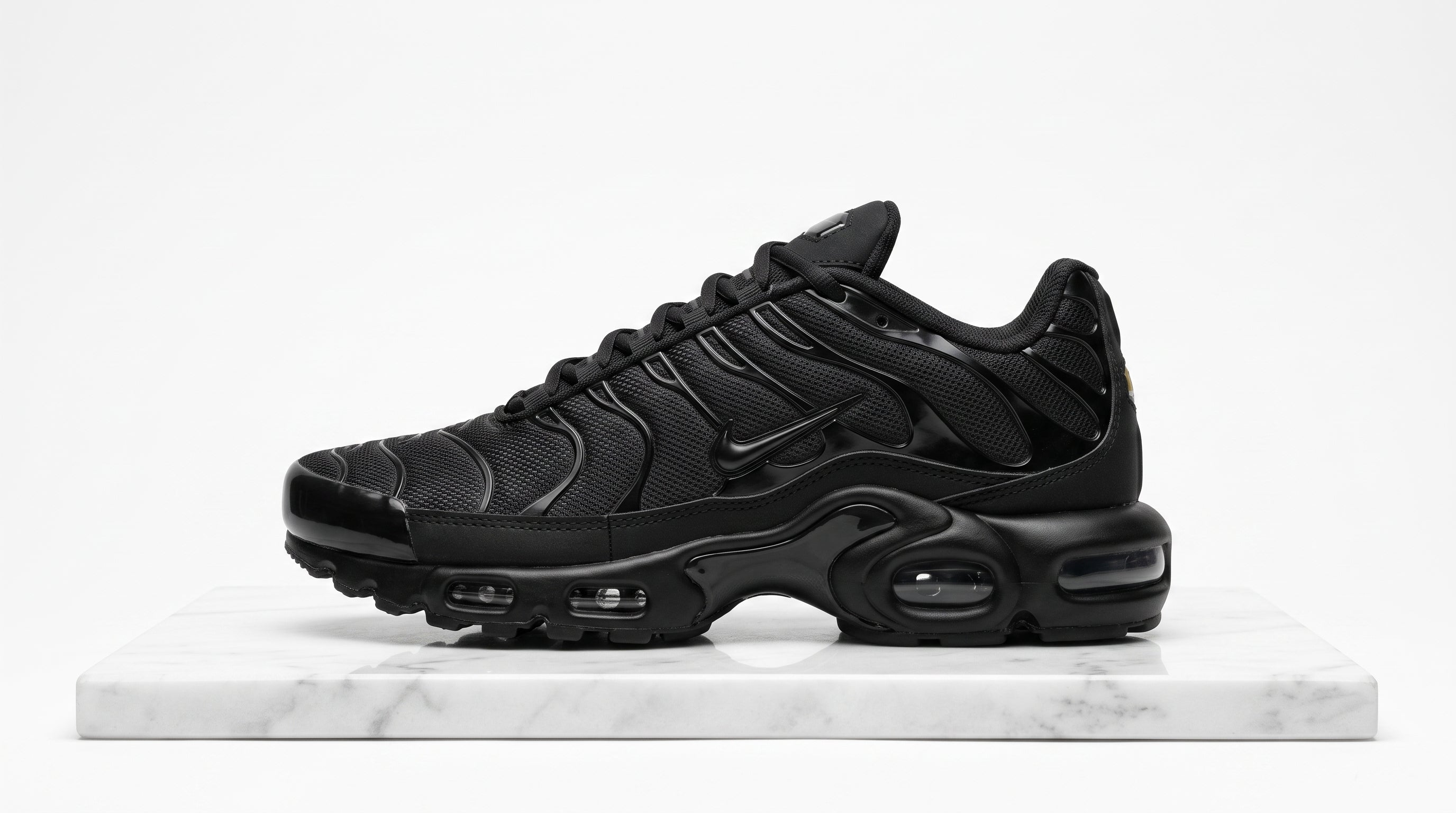 Tênis Nike Air Max TN Triple Black